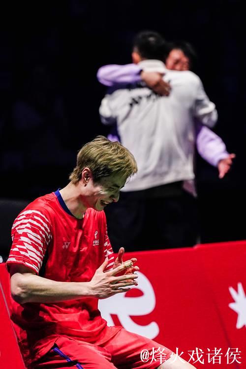 石宇奇直落两局击败朱利安 挺进羽毛球世锦赛男单16强