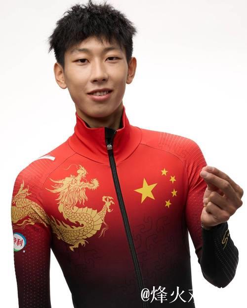 短道速滑蒙特利尔站：孙龙男子1500米夺得铜牌